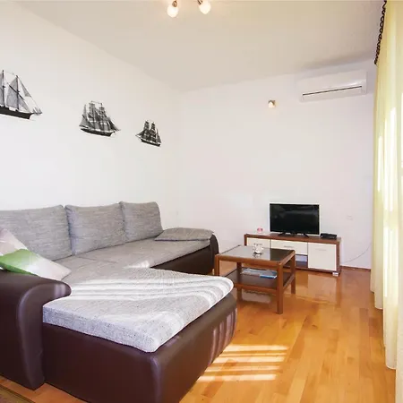 Cozy In With Kitchen *